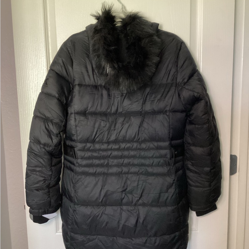 ZeroXposur Women’s Black Puffer Jacket With Faux Fur Hood - Picture 2 of 5